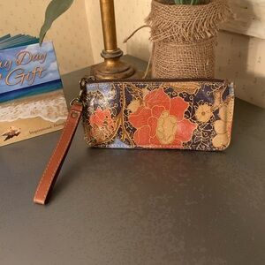 Patricia Nash LEATHER floral pattern wristlet, wallet. TAN leather strap.